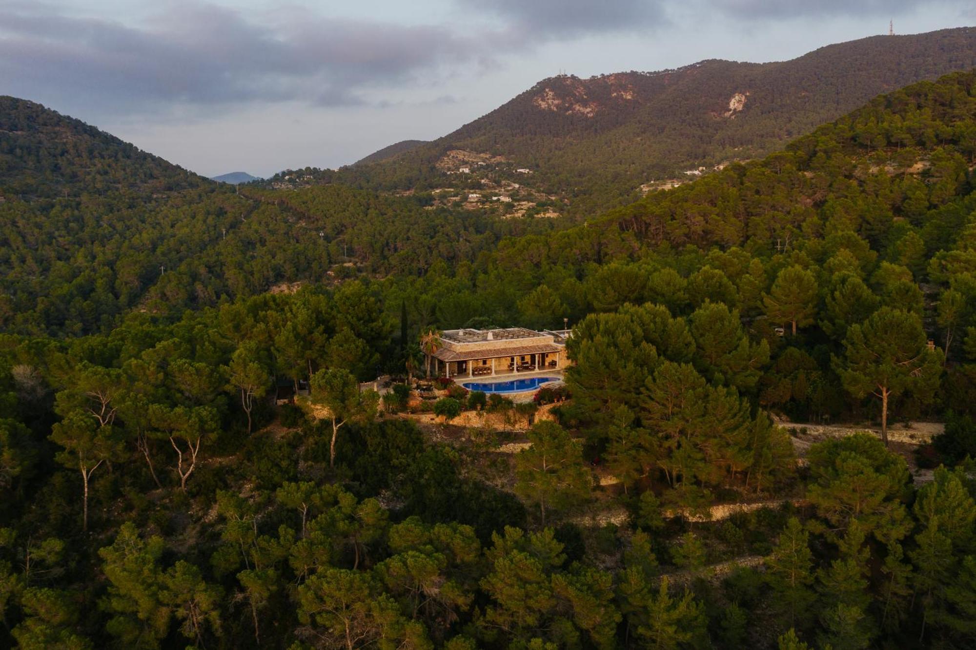 Villa & Guesthouse Paissa D'En Bernat Cala Tarida  Buitenkant foto
