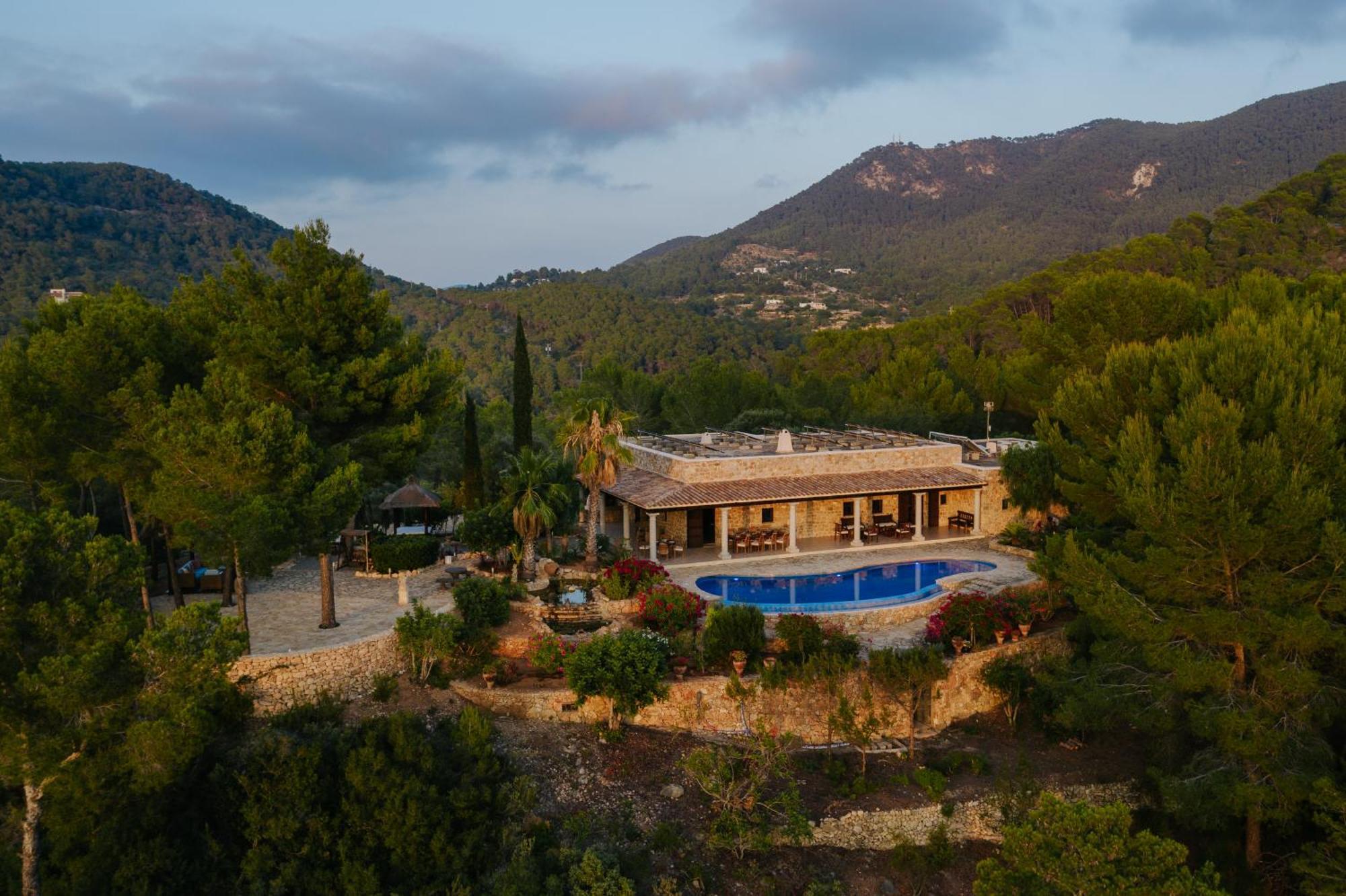 Villa & Guesthouse Paissa D'En Bernat Cala Tarida  Buitenkant foto