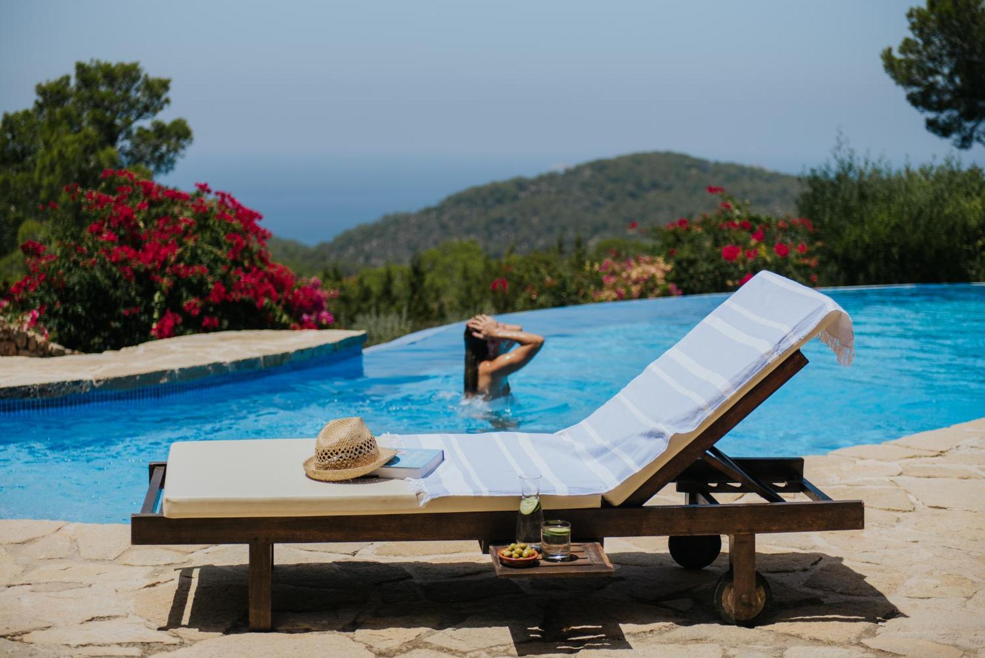 Villa & Guesthouse Paissa D'En Bernat Cala Tarida  Buitenkant foto